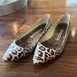 Manolo Blahnik Leopard Print Flats size 35